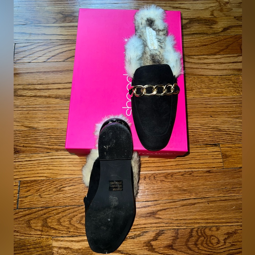 Fluffy Black Loafer Slides - Picture 4 of 4